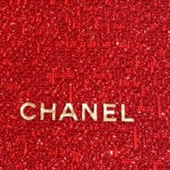 Chanel 2021 Red Beauty Bag - Picture 14 of 16